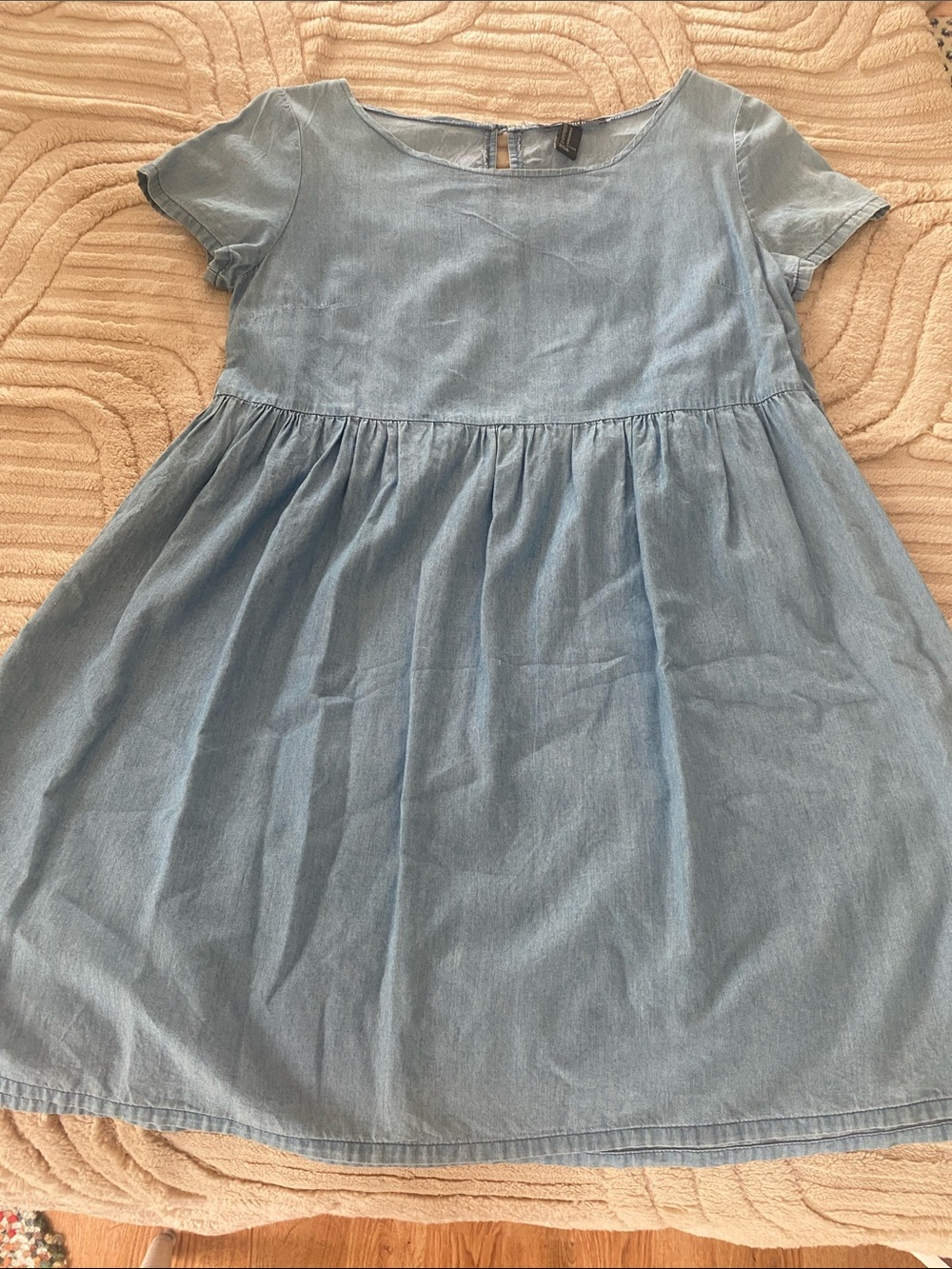 Forever 21 Light Blue Denim-Style Short Sleeve Dress baby doll